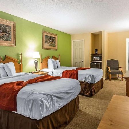 Ocean Star Hotel Myrtle Beach Bagian luar foto