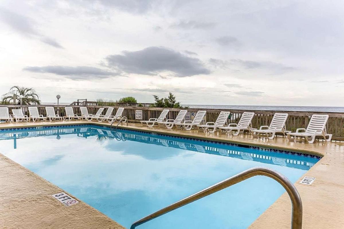 Ocean Star Hotel Myrtle Beach Bagian luar foto