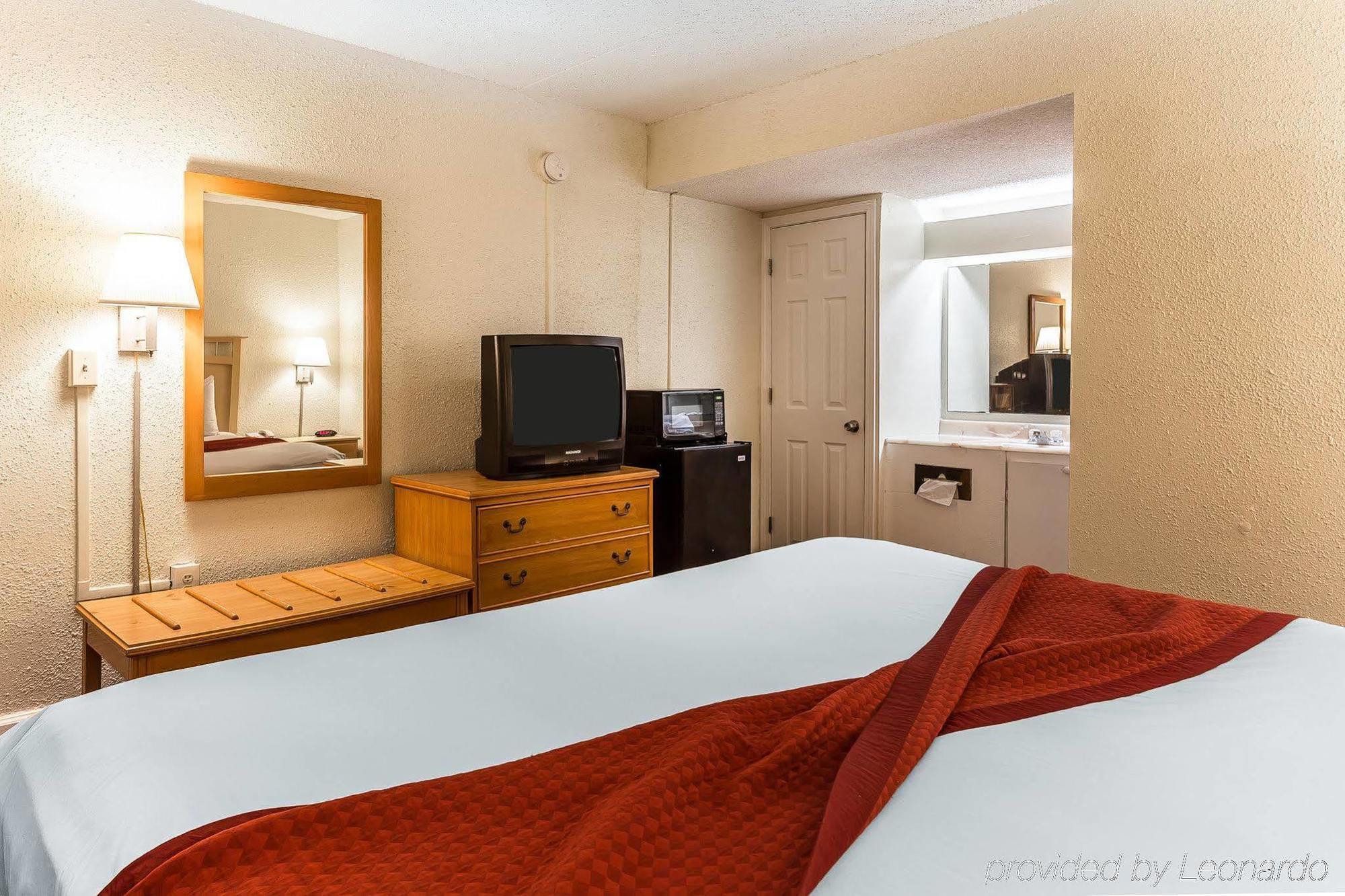Ocean Star Hotel Myrtle Beach Bagian luar foto